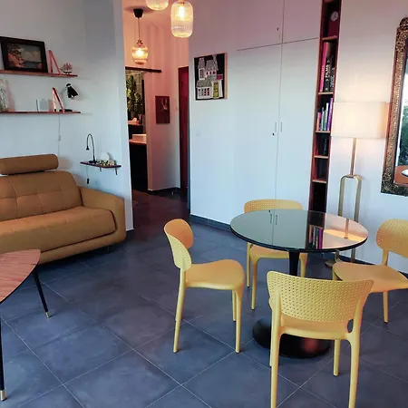 アパート Grand Avec Terrasse A 20 M De La ニース
